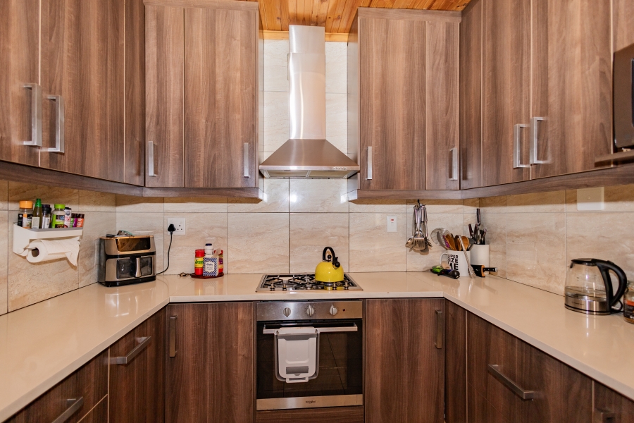 5 Bedroom Property for Sale in Ruyterwacht Western Cape